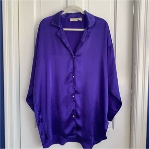Victoria’s Secret vintage Gold Label satin nightshirt in royal purple 1990s M/L